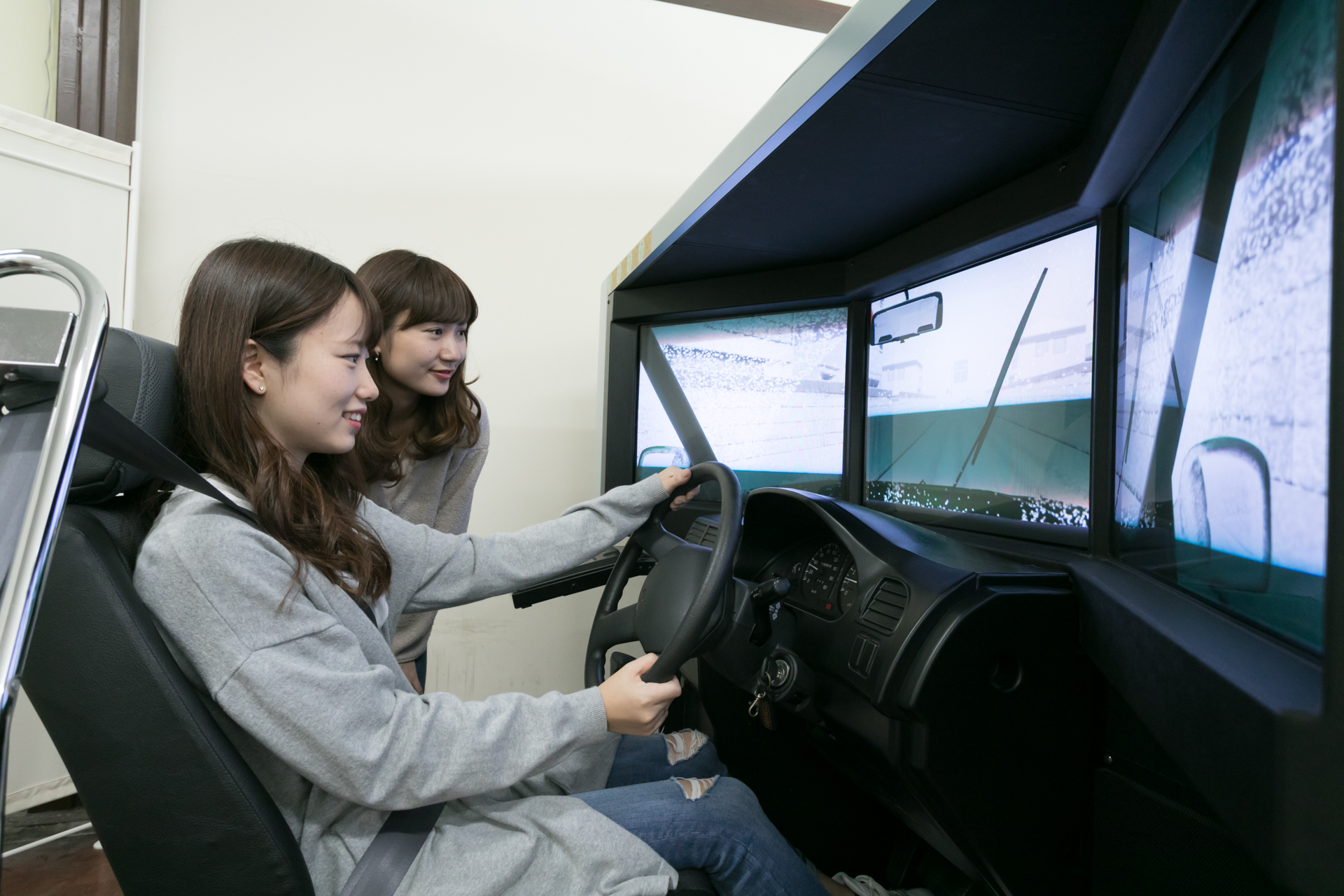 MAXドライビングスクール千曲の安心、格安、丁寧な予約はHappy運転免許